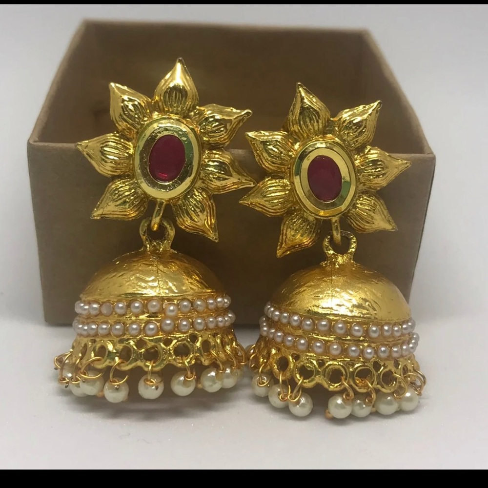 Jhumki earrings